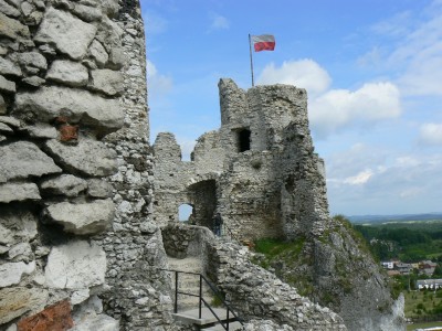 Trail of the Eagles' Nests