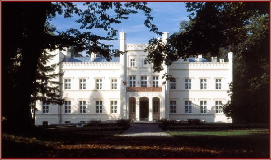 palace1.jpg